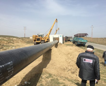 Qumyataq Nasos Stansiyası ilə Heydər Əliyev adına NEZ arasu su kəmərinin tikintisi.