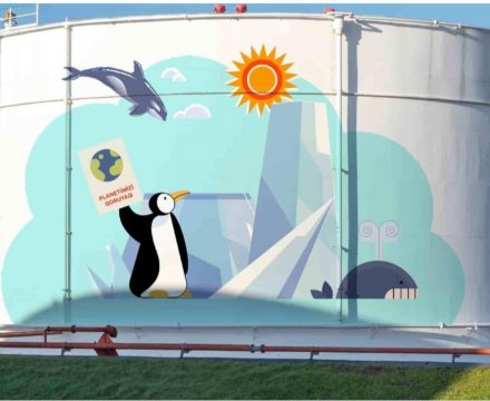 Heydər Əliyev adına Neft Emalı Zavodunda bədii tərtibat (street art) işləri