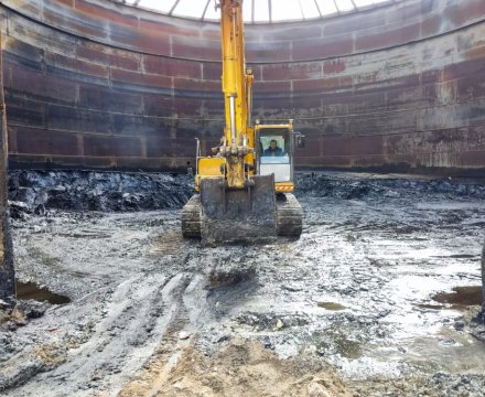 Çən dibi şlamların zərərsizləşdirilməsi, Neftlə çirklənmiş ərazilərin təmizlənməsi və NEZ ərazisindən kənara daşınılması